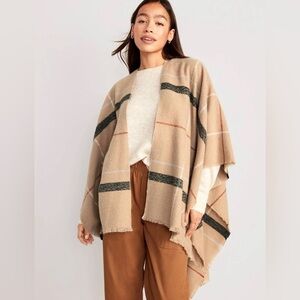 Old Navy Women’s Flannel Poncho